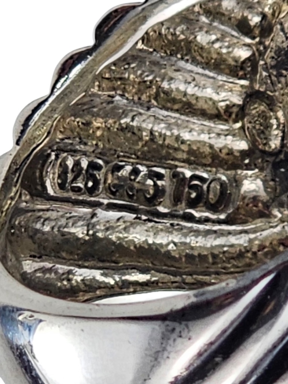 David Yurman Sterling Silver & 18K/14K Gold Diamond Heart Ring Size 6 #24619 - Picture 6 of 9